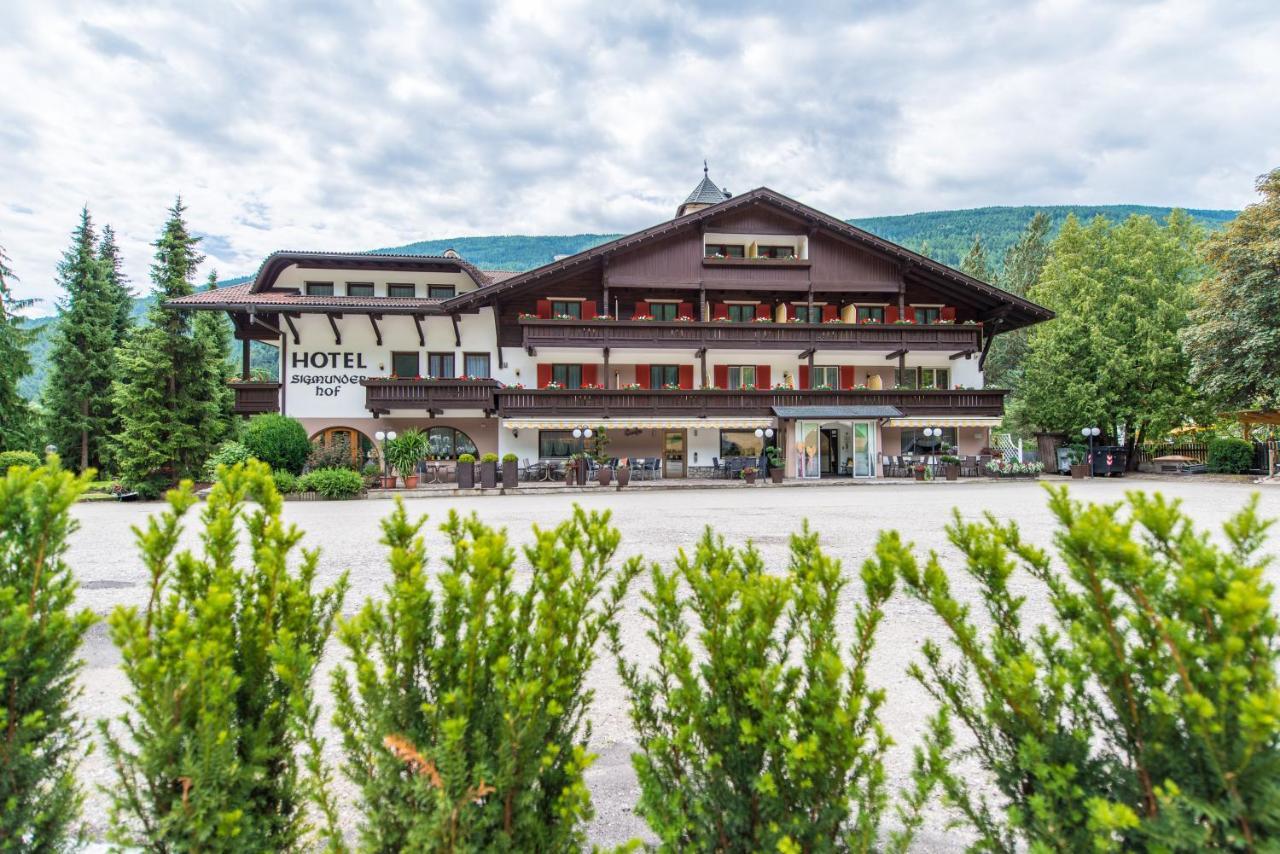 Hotel Sigmunderhof Chienes Extérieur photo