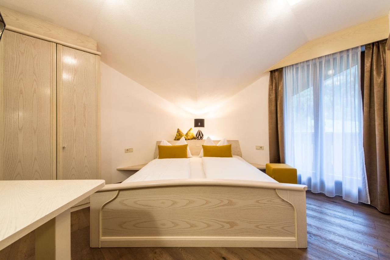 Hotel Sigmunderhof Chienes Extérieur photo