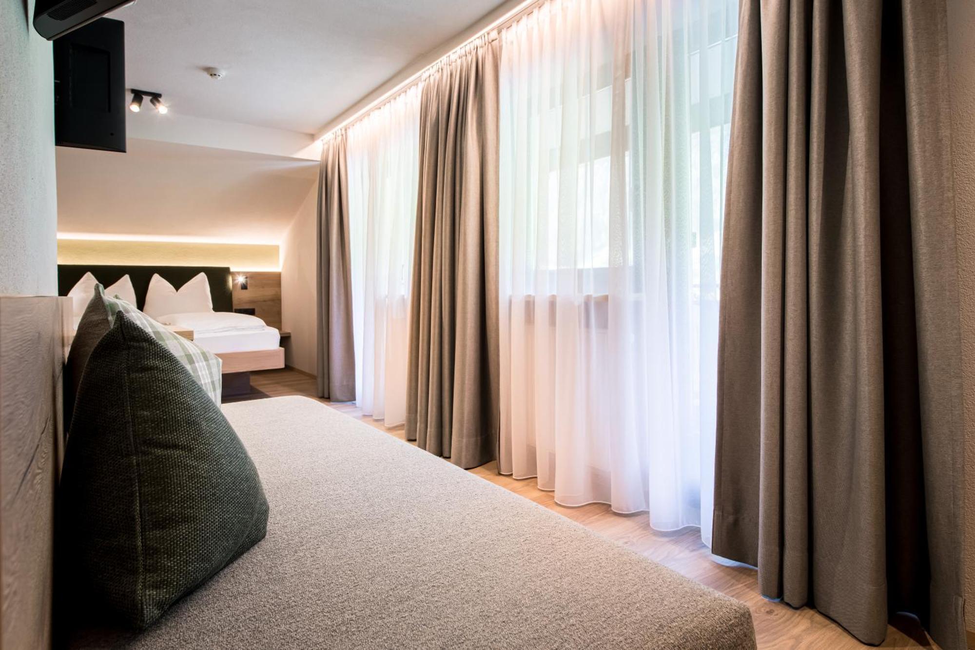 Hotel Sigmunderhof Chienes Extérieur photo